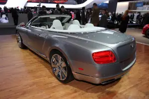 Bentley Continental V8 Convertible - Salone di Detroit 2012 - 4