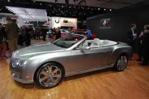 Bentley Continental V8 Convertible - Salone di Detroit 2012 - 5
