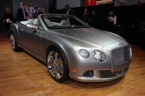 Bentley Continental V8 Convertible - Salone di Detroit 2012