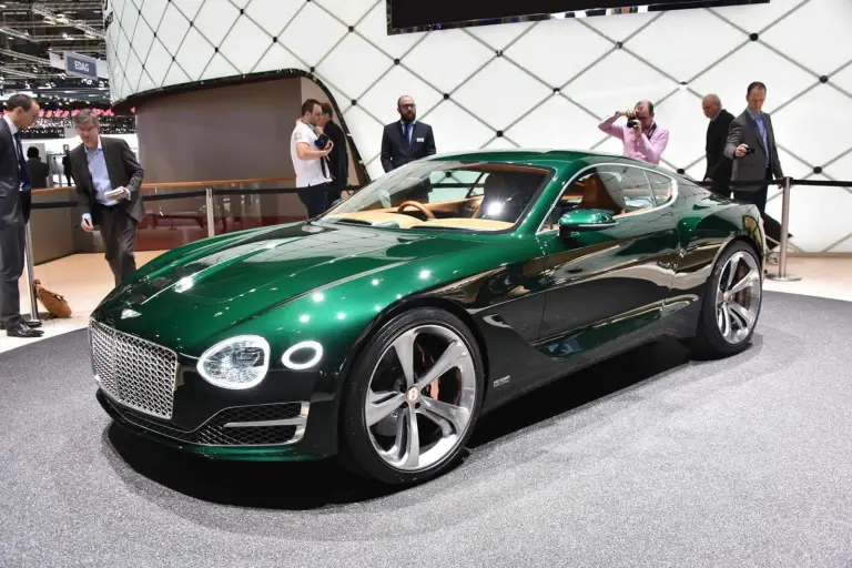 Bentley EXP 10 Speed 6 concept - Salone di Ginevra 2015 - 8