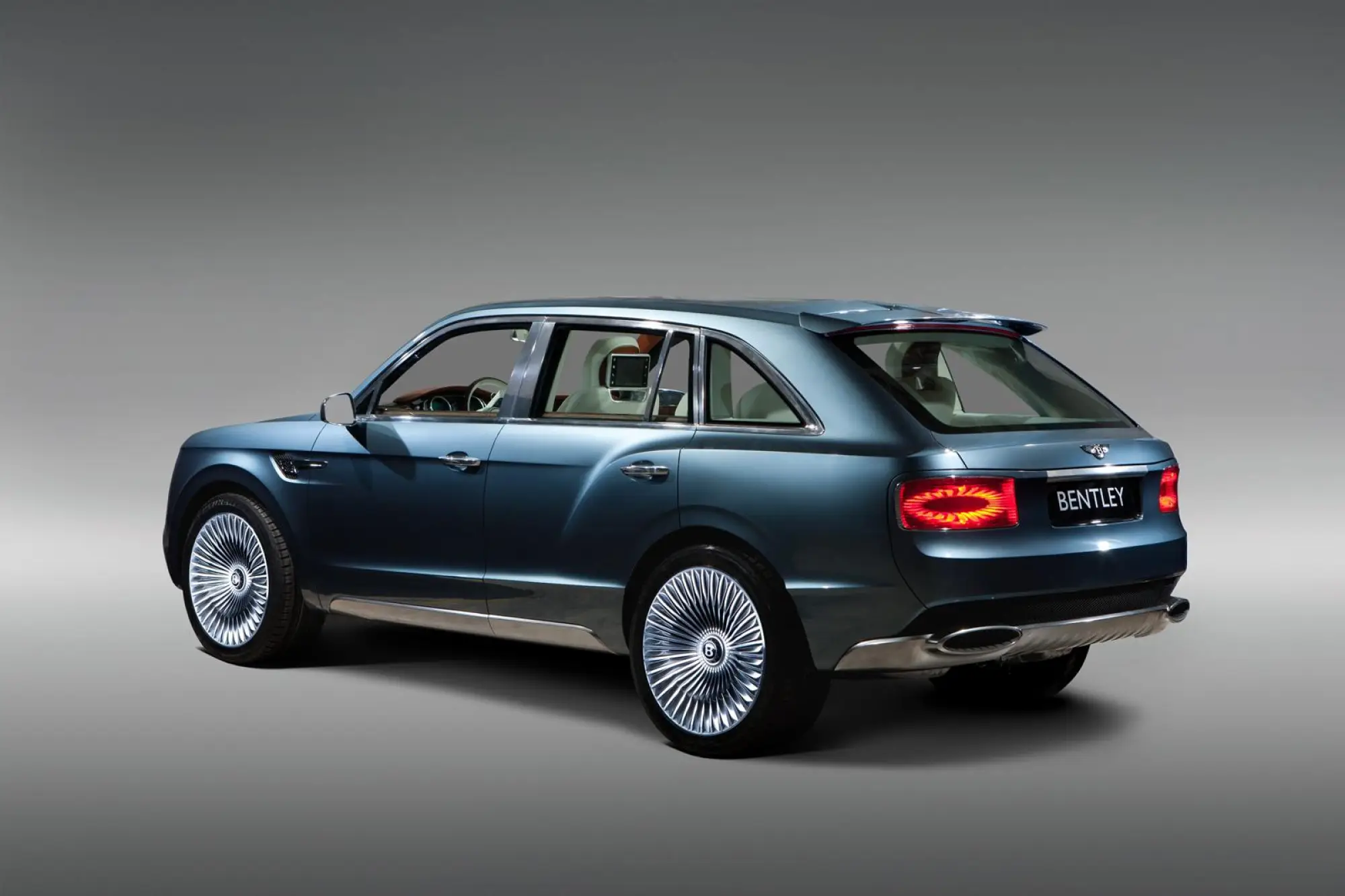Bentley EXP 9 F Concept nuove immagini - 9