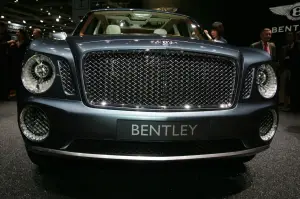 Bentley EXP 9F - Salone di Ginevra 2012