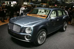 Bentley EXP 9F - Salone di Ginevra 2012