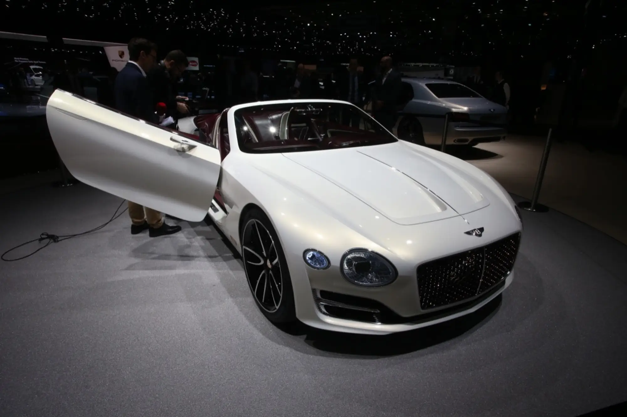 Bentley EXP12 - Salone di Ginevra 2017 - 2