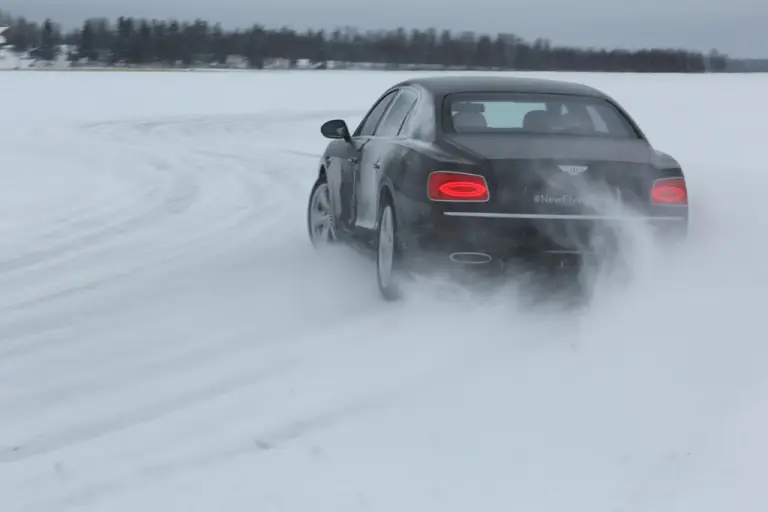 Bentley Flying Spur - Power on ice 2014 - 2