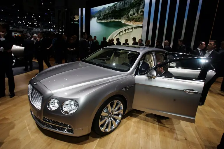 Bentley Flying Spur - Salone di Ginevra 2013 - 2