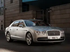 Bentley Flying Spur V8