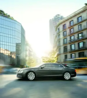 Bentley Flying Spur - 1