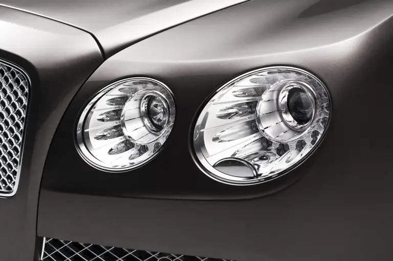Bentley Flying Spur - 11