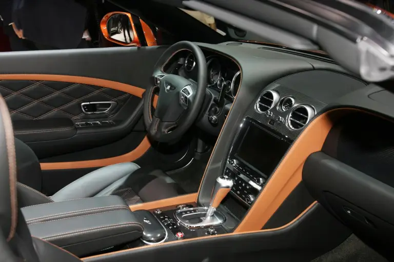 Bentley GT Speed - Salone di Ginevra 2014 - 5