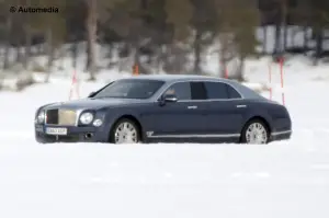 Bentley Mulsanne LWB - Foto spia 24-03-2015 - 2