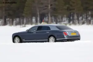 Bentley Mulsanne LWB - Foto spia 24-03-2015 - 6