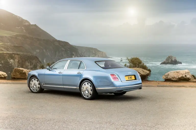 Bentley Mulsanne MY 2017 - 11