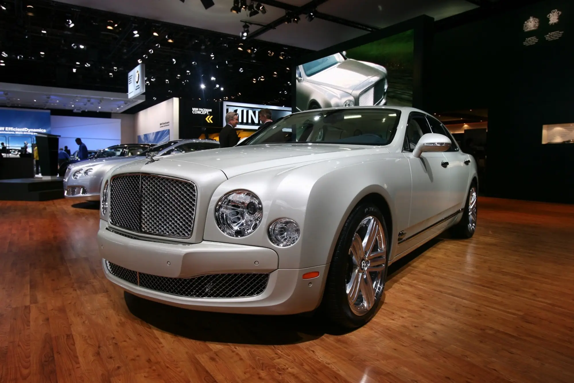 Bentley Mulsanne - Salone di Detroit 2011 - 3