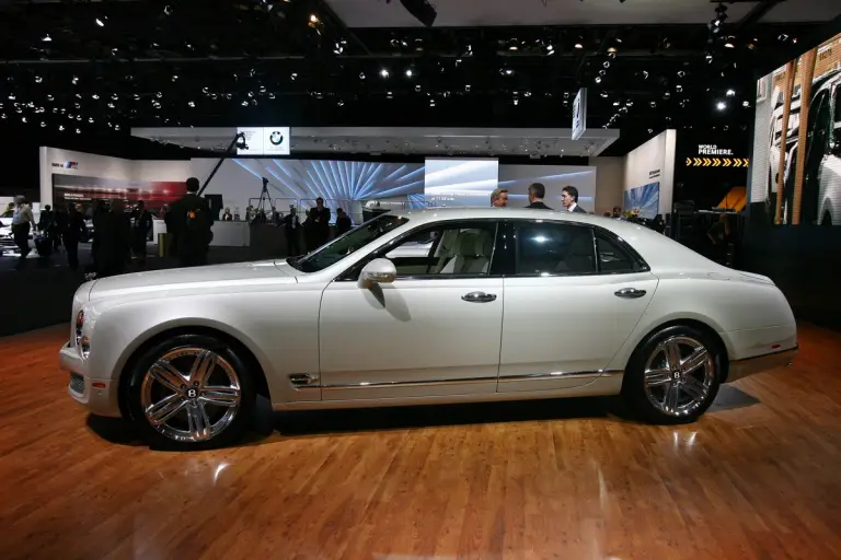 Bentley Mulsanne - Salone di Detroit 2011 - 4