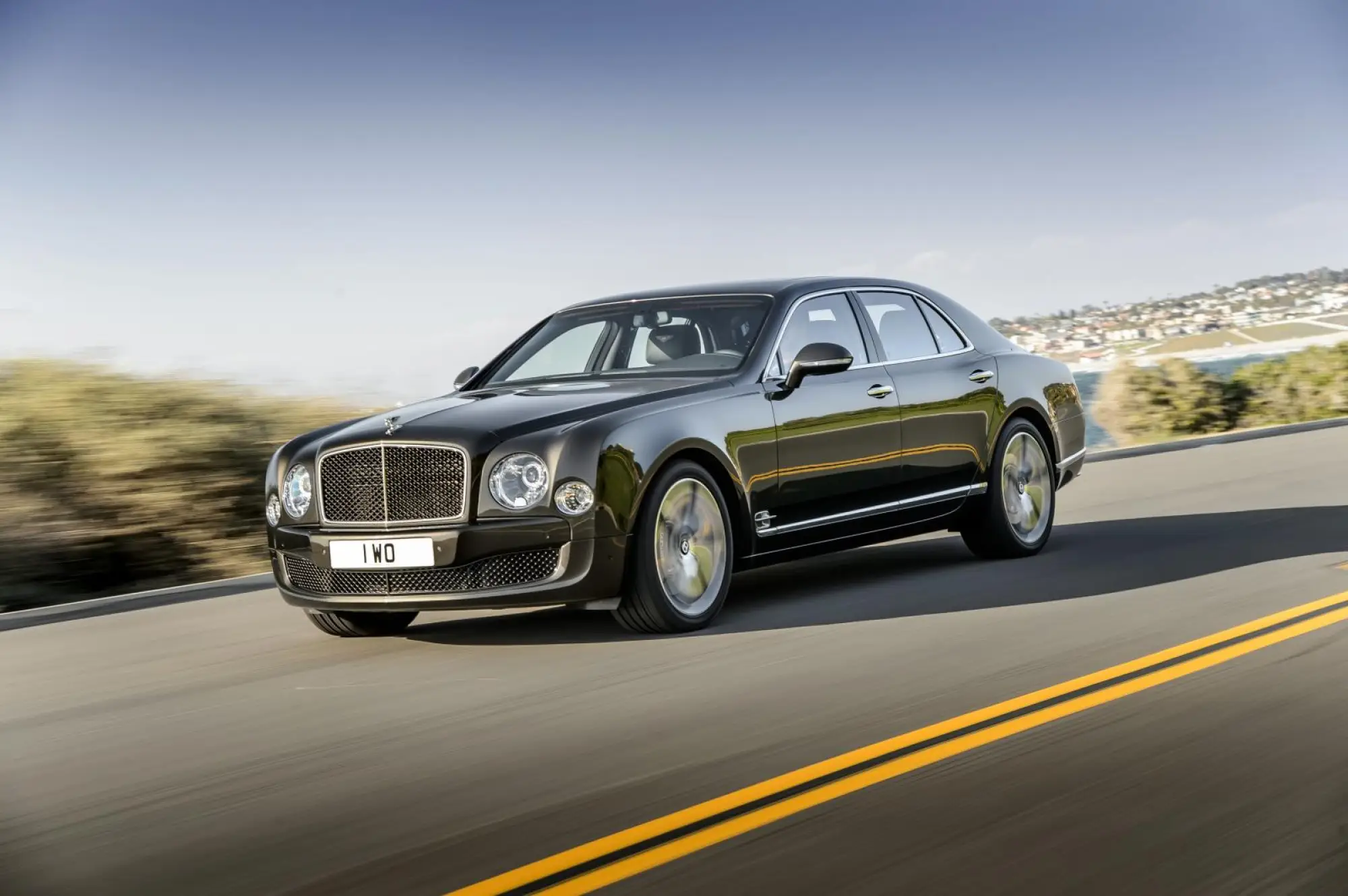 Bentley Mulsanne Speed - 3