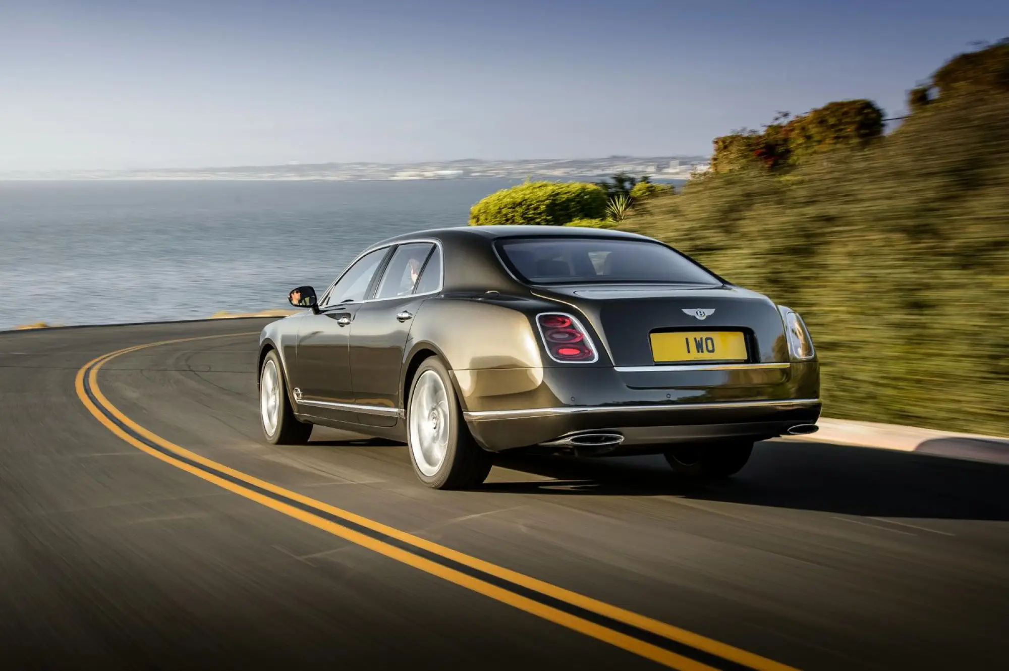 Bentley Mulsanne Speed - 12