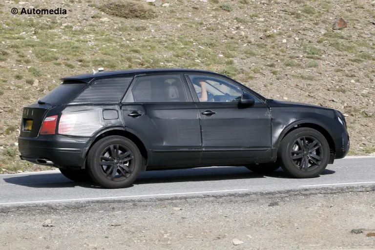 Bentley SUV - Foto spia 20-06-2014 - 4