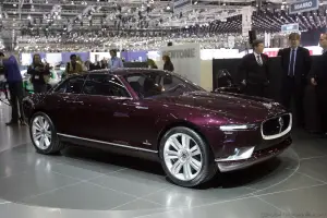 Bertone JB 99 Jaguar Ginevra 2011