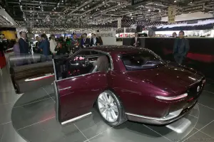 Bertone JB 99 Jaguar Ginevra 2011