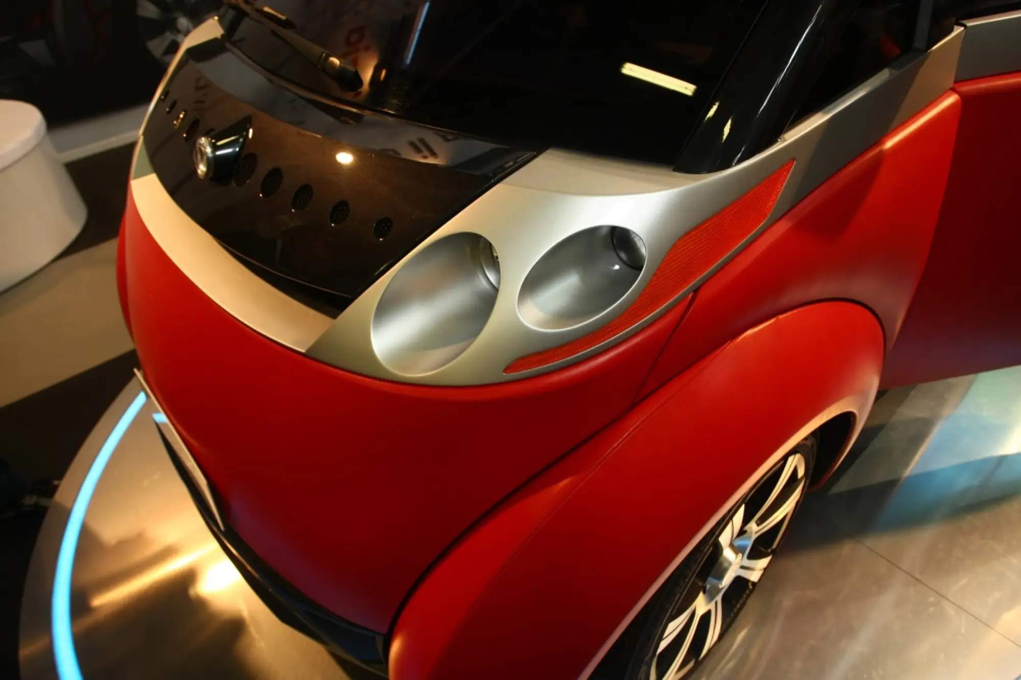 Blowcar - Motor Show 2011 - 12