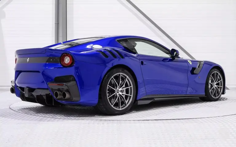 Ferrari F12 tdf blu elettrico - 12