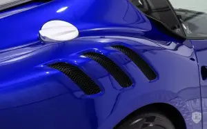 Ferrari F12 tdf blu elettrico