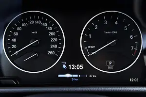 BMW 225xe - 100