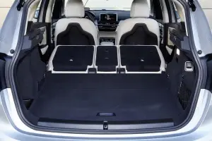 BMW 225xe - 106
