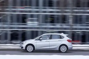 BMW 225xe - 35