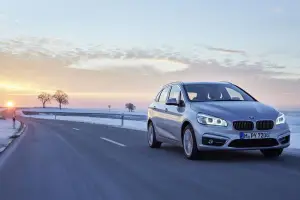 BMW 225xe - 3