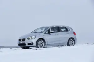 BMW 225xe - 40