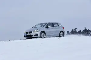 BMW 225xe - 41