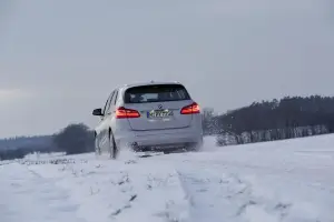 BMW 225xe - 45