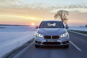 BMW 225xe - 5