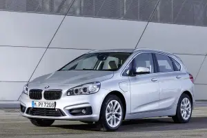 BMW 225xe - 65