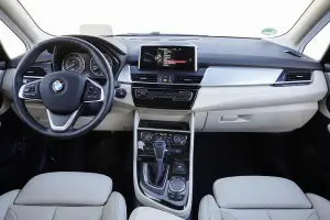 BMW 225xe - 75