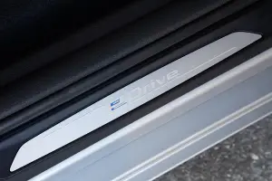 BMW 225xe - 78