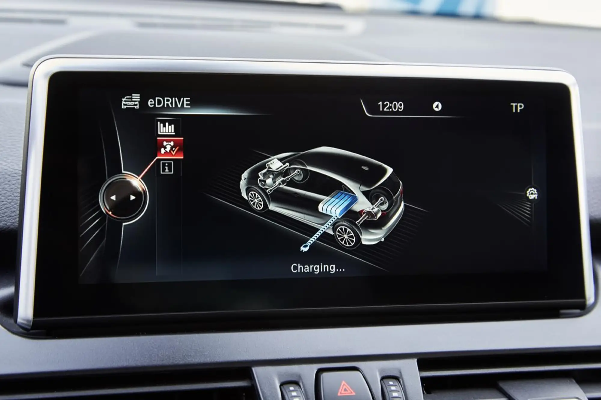 BMW 225xe - 96