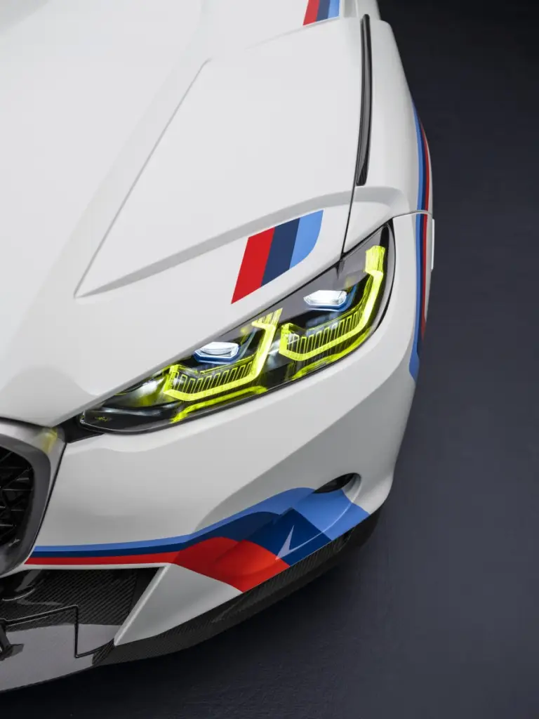 BMW 3.0 CSL 2022 - 4