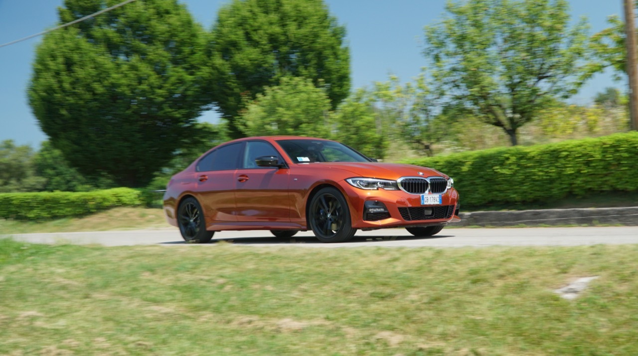 BMW 320d xDrive - Prova Su Strada 