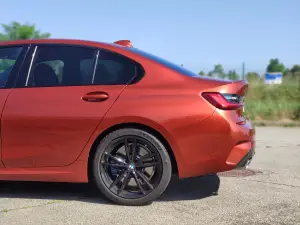 BMW 320d xDrive - Prova Su Strada 