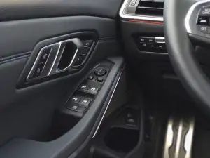 BMW 320d xDrive - Prova Su Strada 