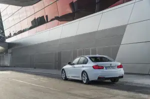 BMW 330e - nuova galleria - 41