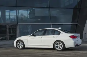 BMW 330e - nuova galleria - 42
