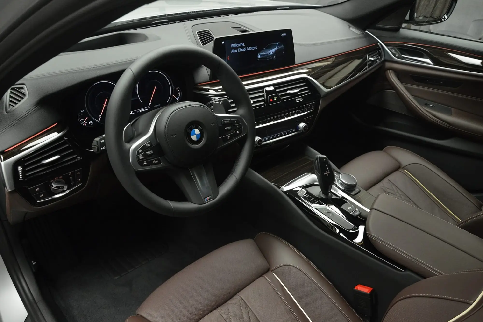 BMW 540i Sport Line - 12