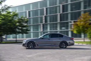 BMW 545e xDrive - 50