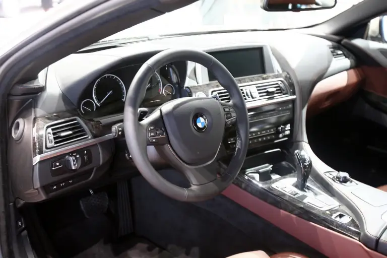 BMW 650i Cabrio - Salone di Detroit 2011 - 8