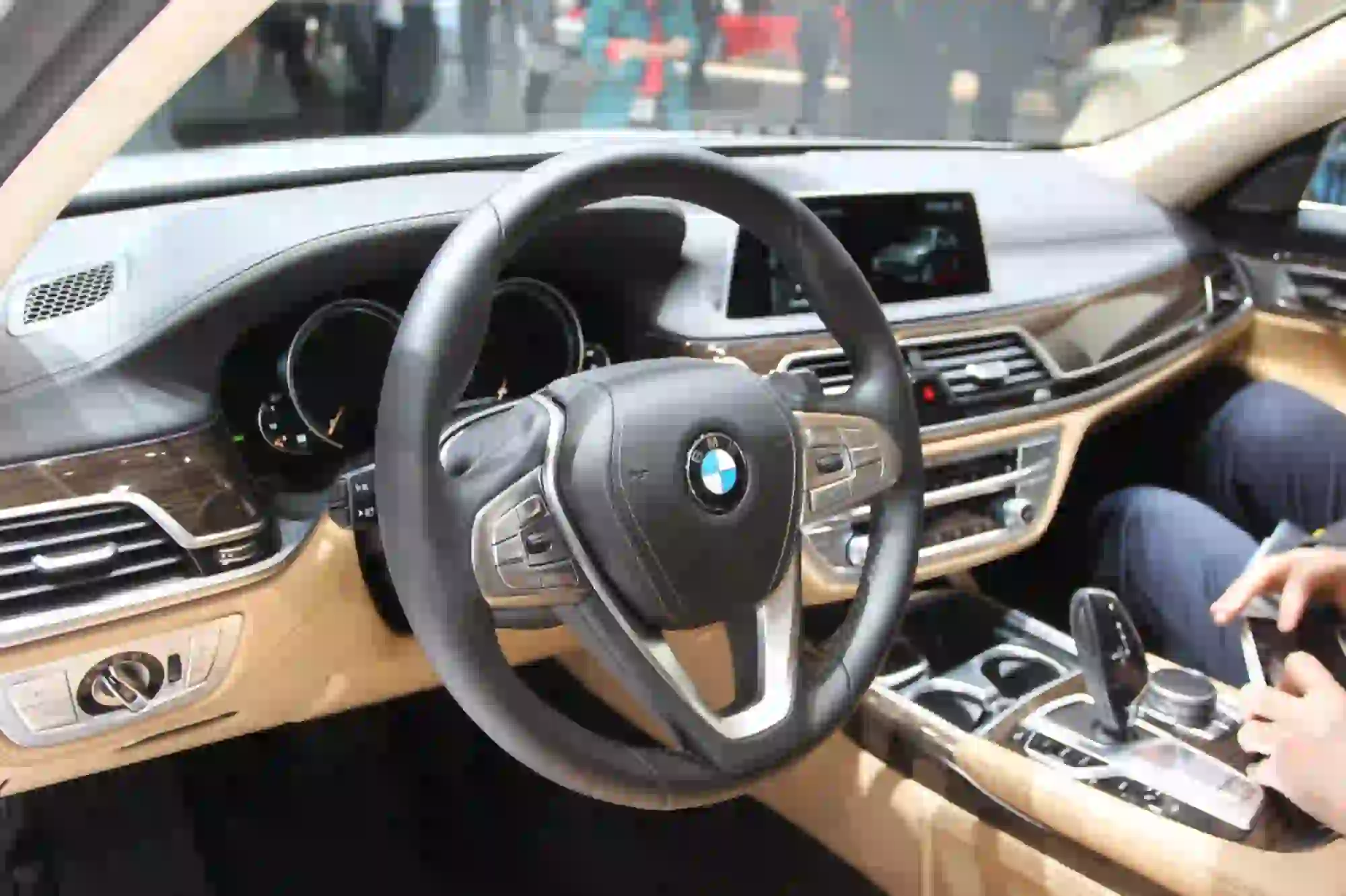 BMW 740e Hybrid - Salone di Ginevra 2016 - 8
