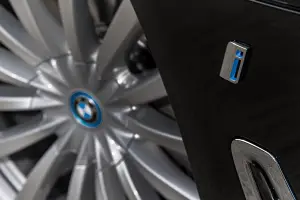 BMW 740e iPerformance 2016